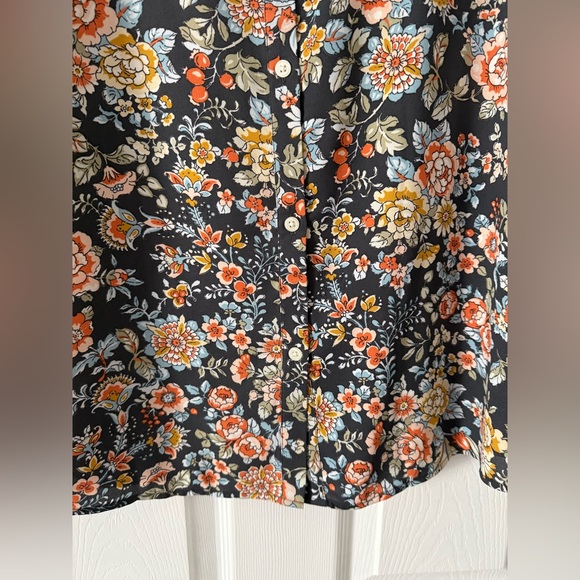 LOFT Plus Charcoal Floral Blouse 🧡 Size 18 - Picture 8 of 8
